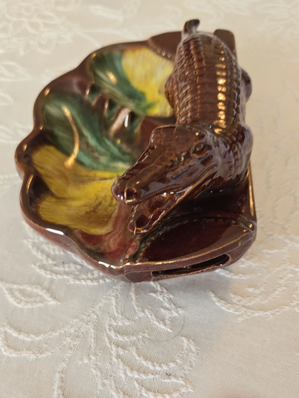 Set Of 2 Aligator Ashtrays Florida Metal Tray & Stonewear Aligator Vintage